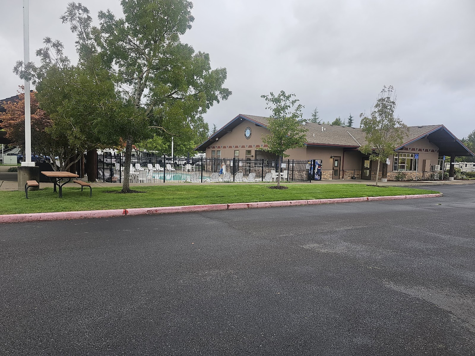 Hee Hee Illahee RV Resort