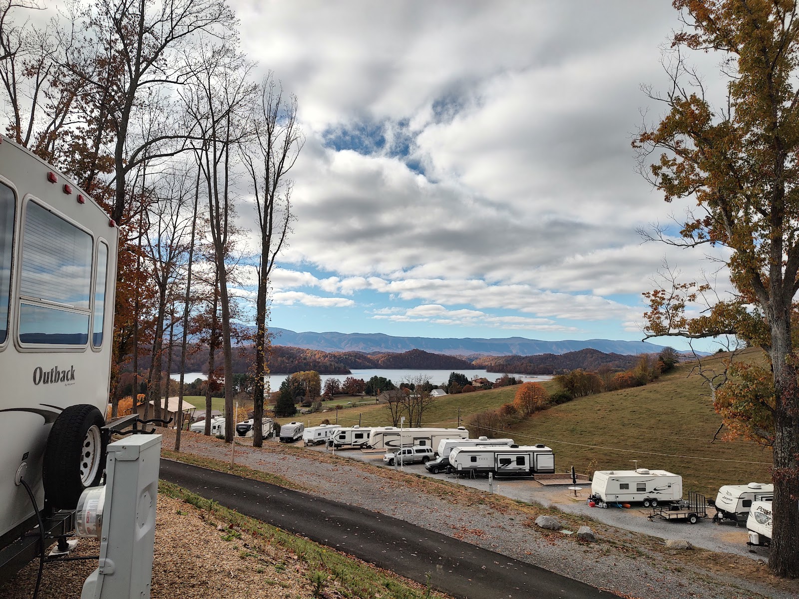 Wolf Lair Village Campground