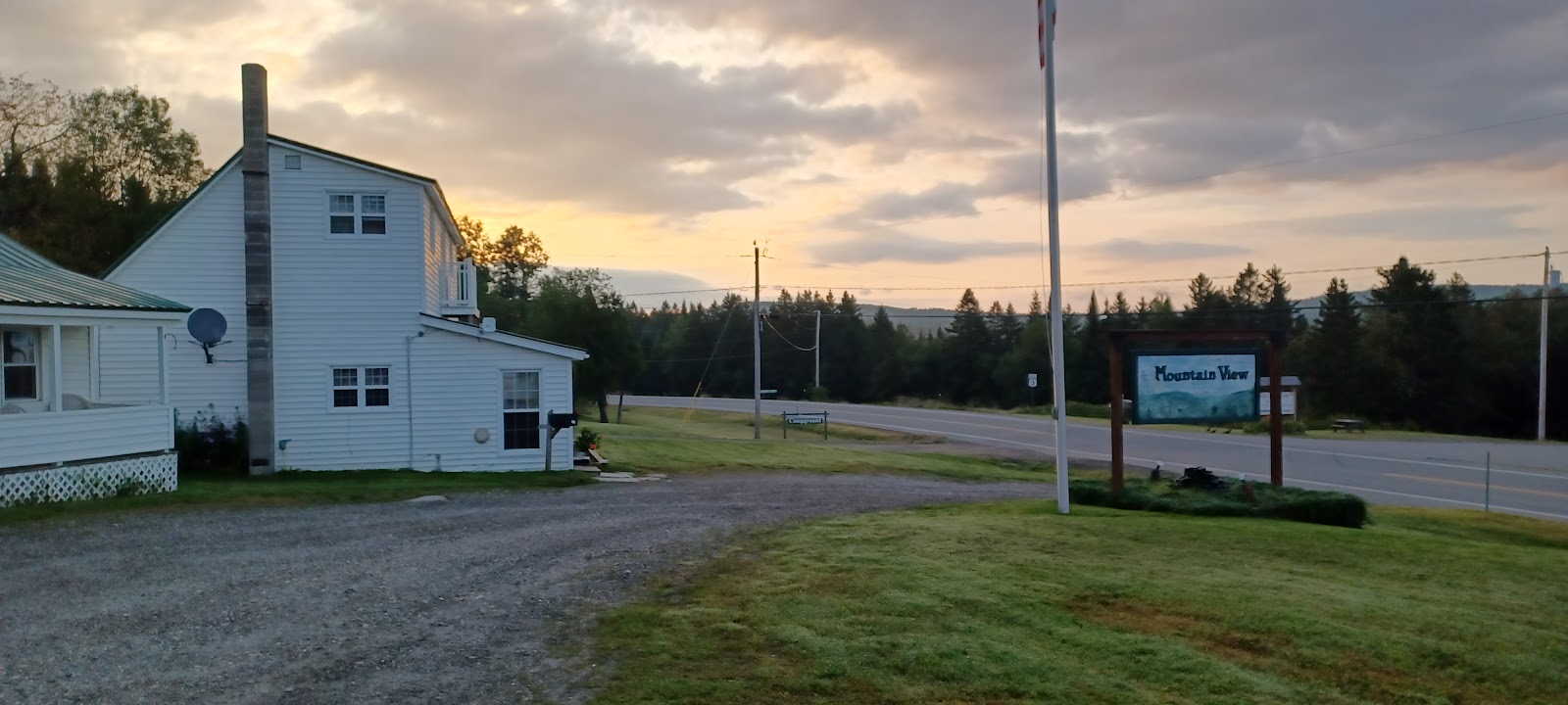 Mountain View Cabins and Campground