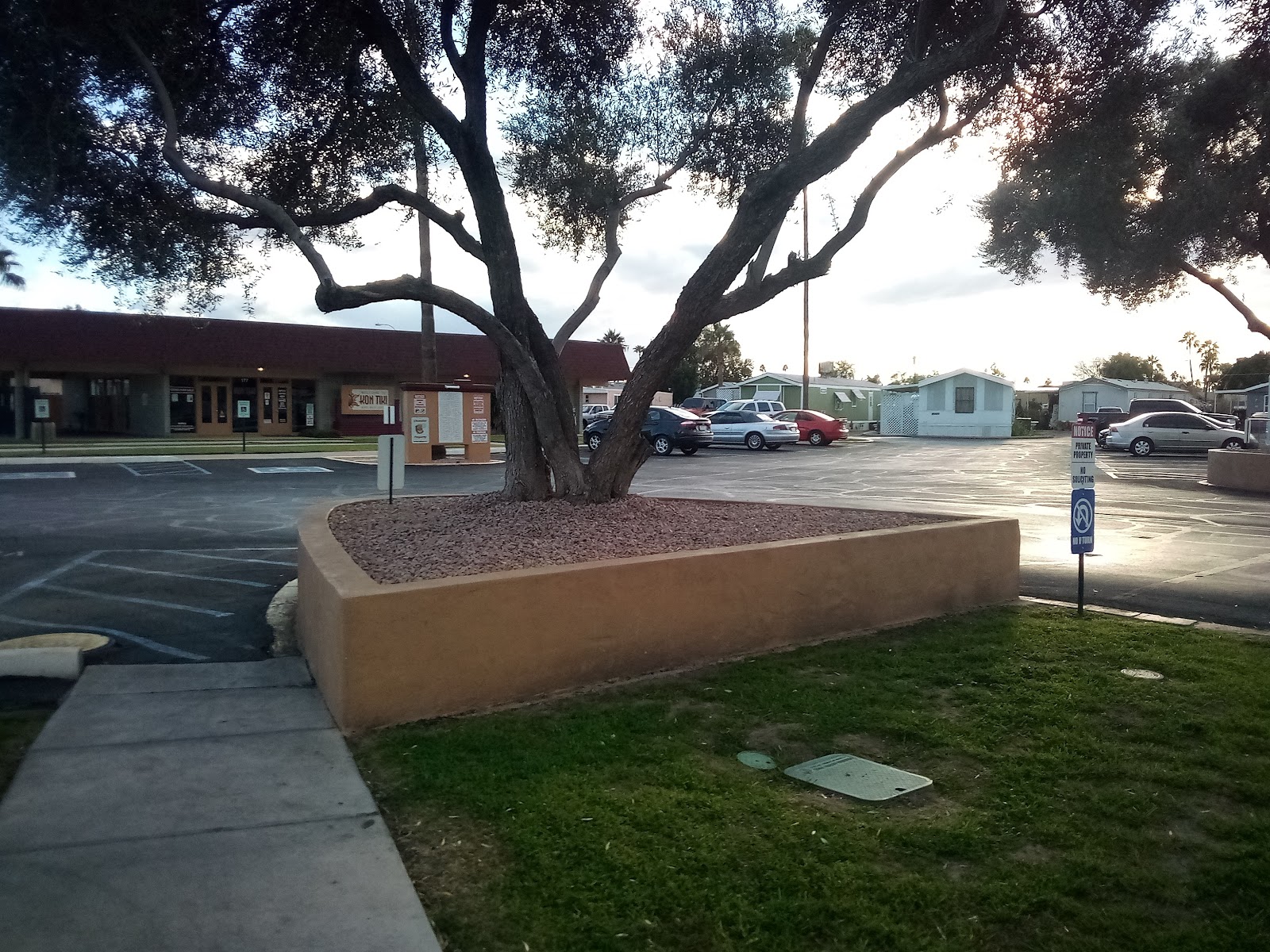 Kon Tiki Mobile Home Village