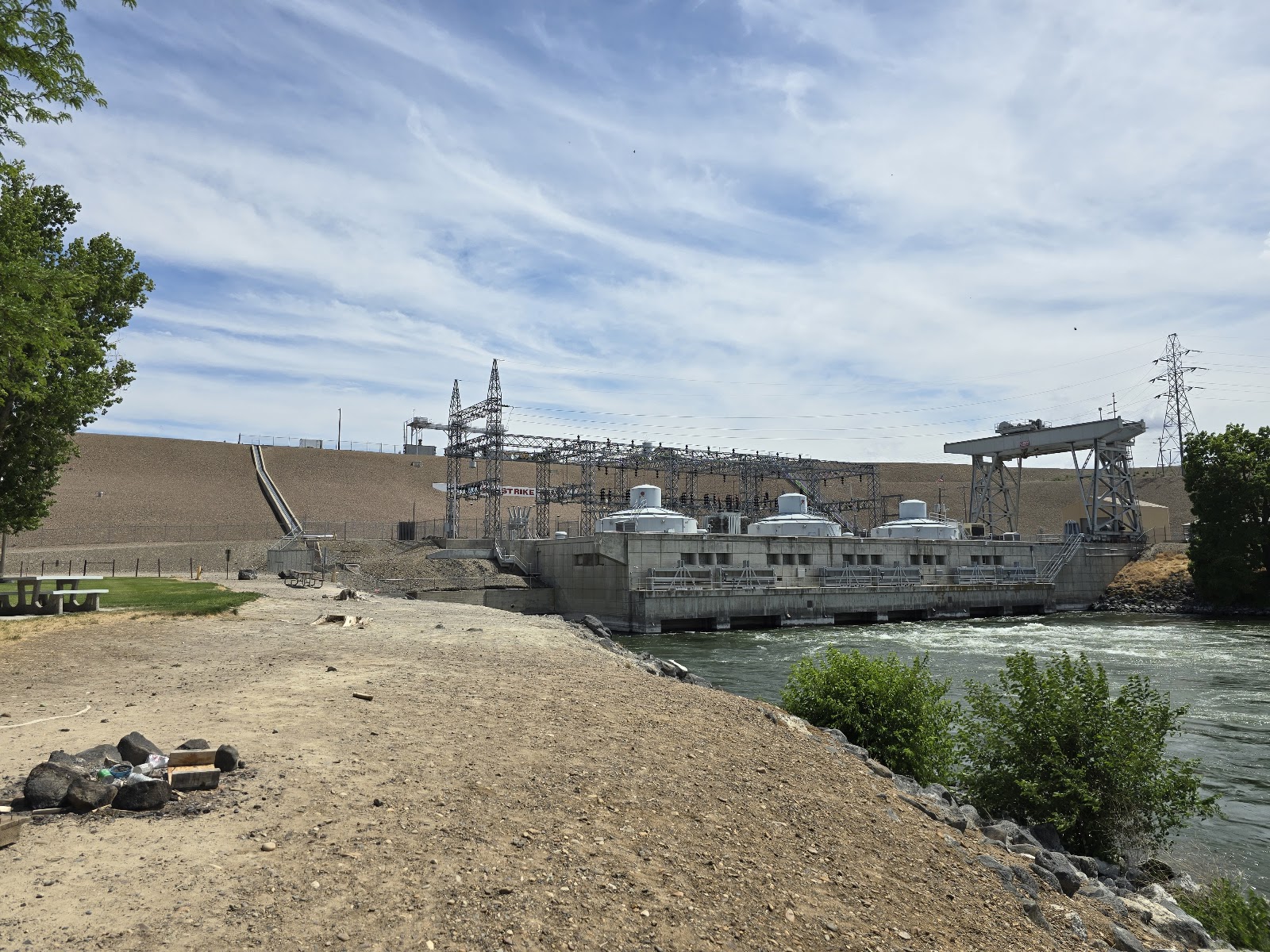 Scout CJ Strike Reservoir Idaho Power