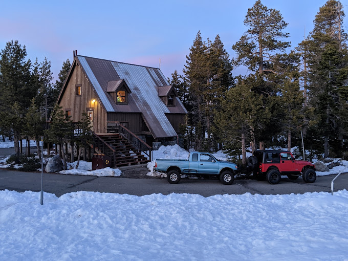 Loon Lake Chalet