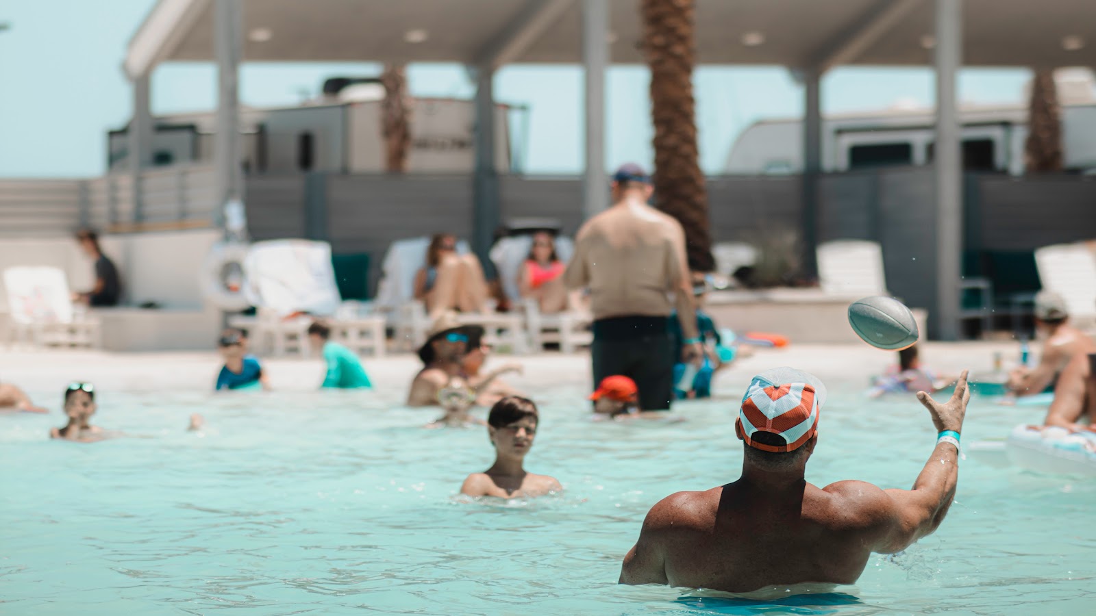 Bolivar Beach Club & RV Resort