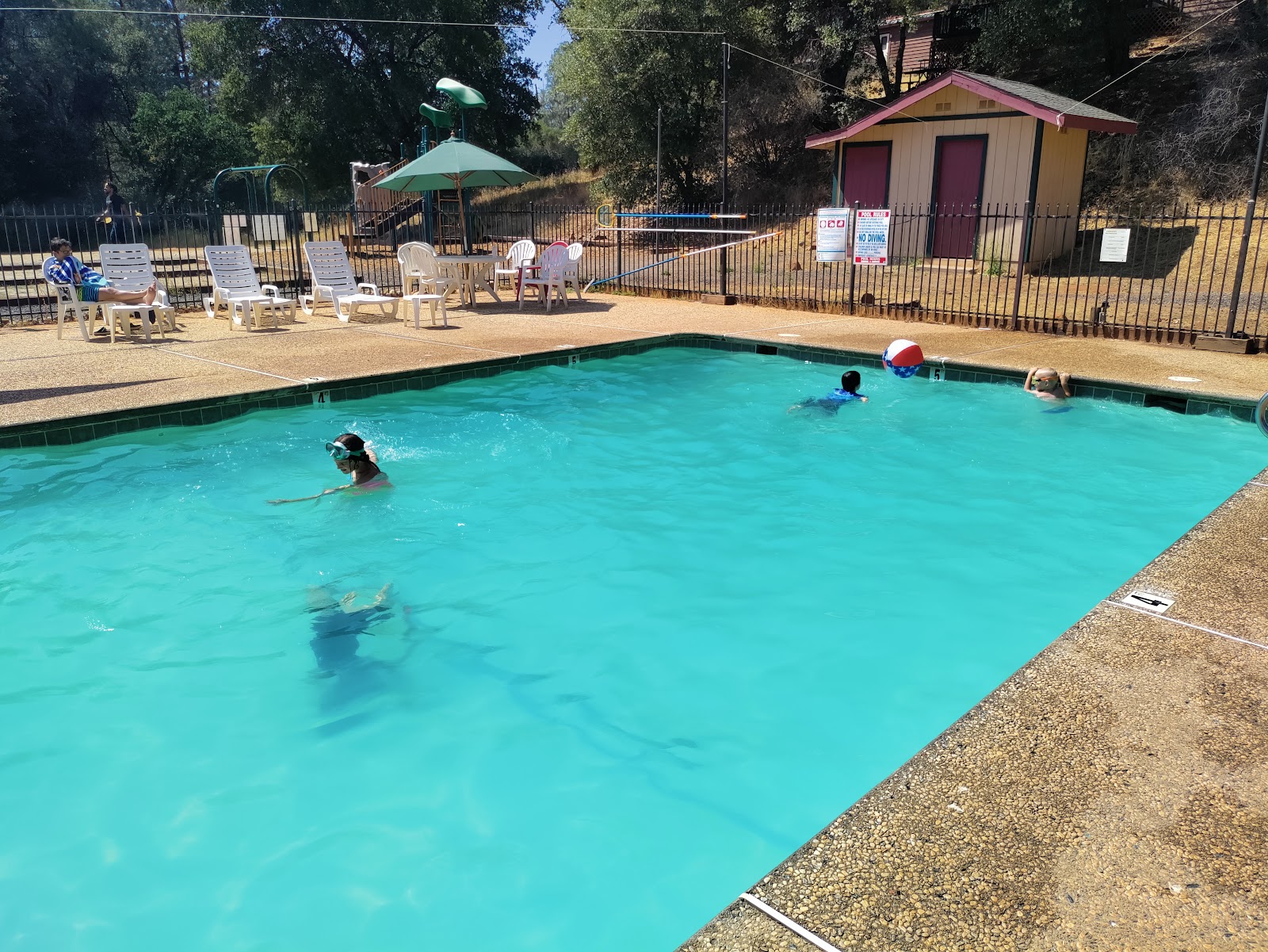 Yosemite Pines RV Park