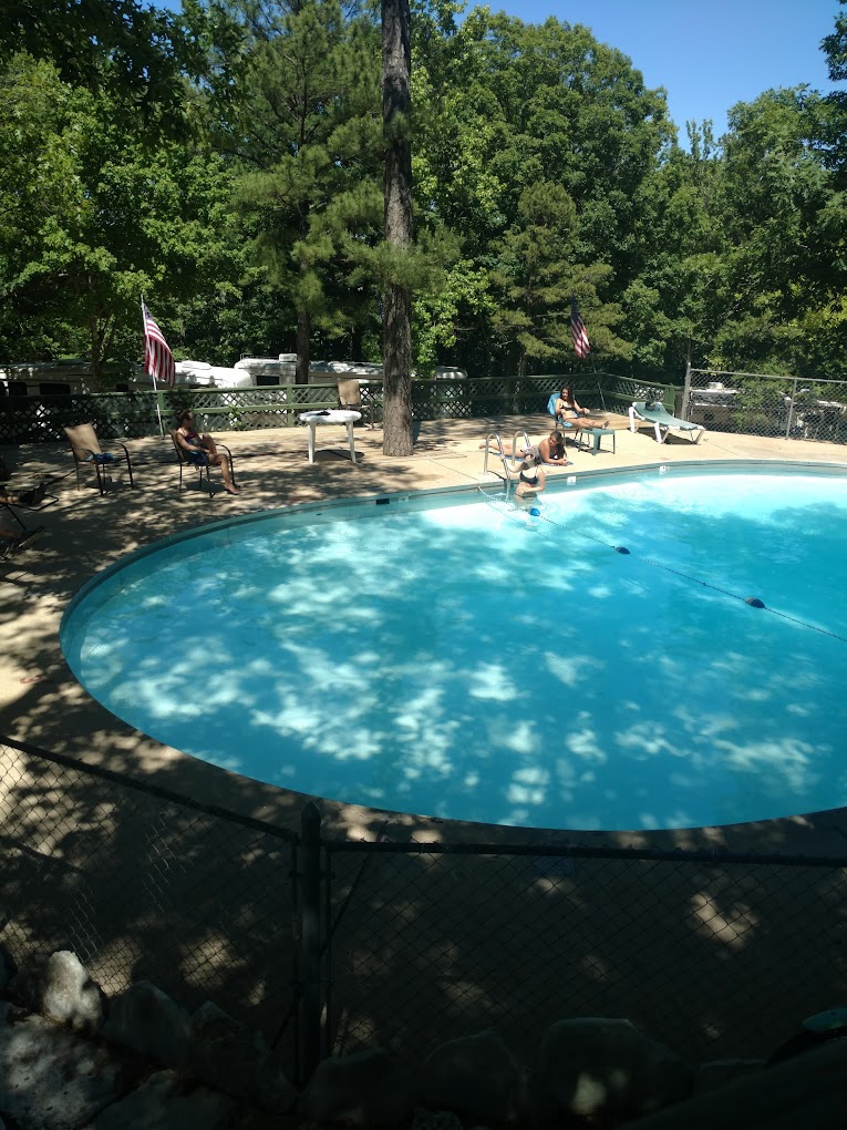 Tall Pines Campground