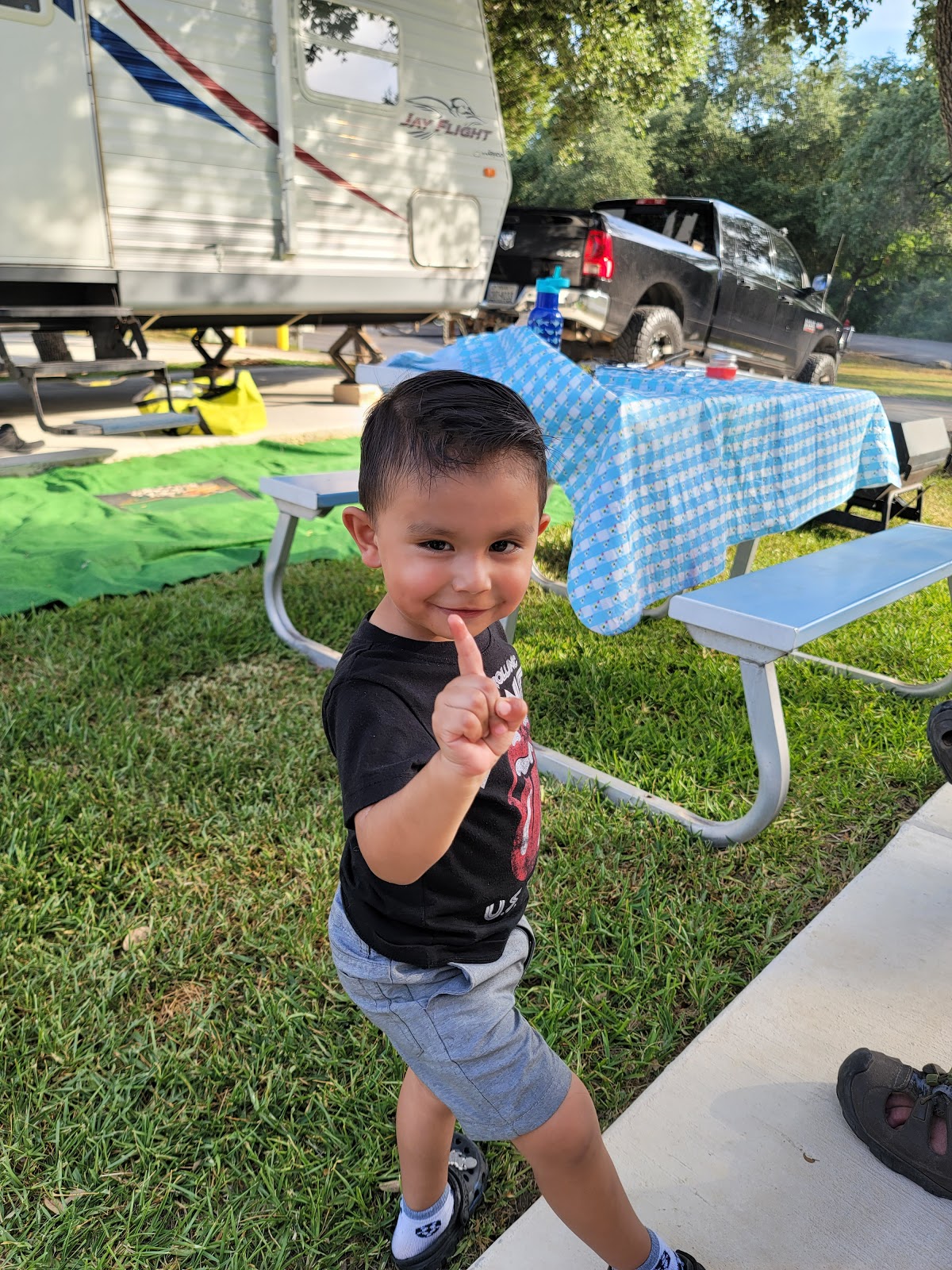 CANYON LAKE CMPGRND/RV PARK