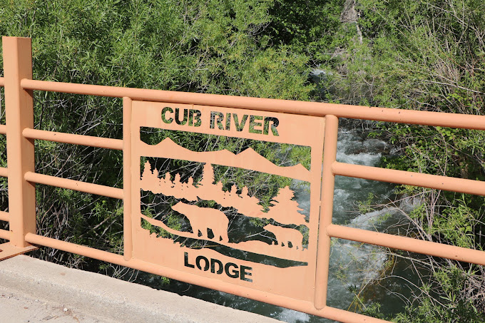 Cub River Lodge & RV Park