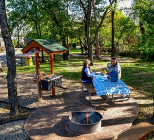 ARLINGTON CAMPGROUND