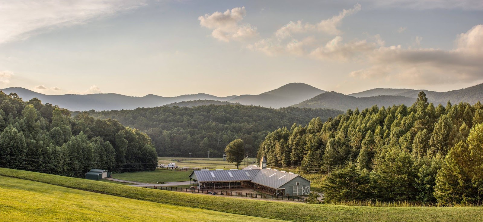 R-Ranch In The Mountains - Members