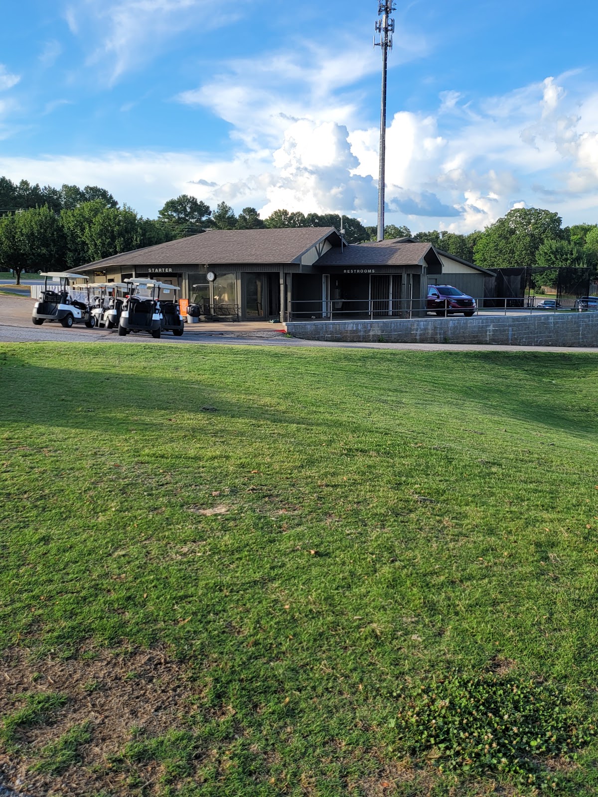 Dogwood Hills Golf Course