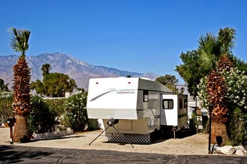 Desert Oasis Mobile Home & RV Resort