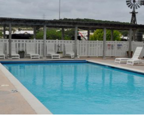 Buckhorn Lake Resort