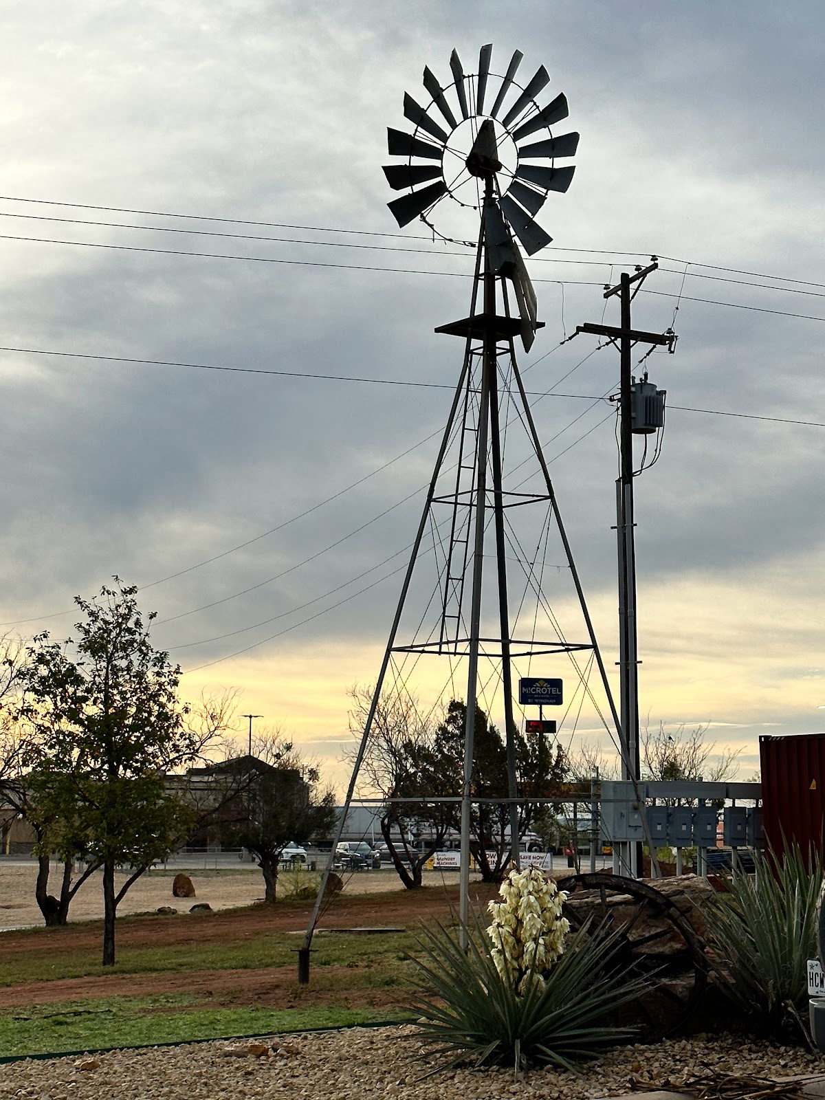 Bar J Hitchin’ Post RV Park