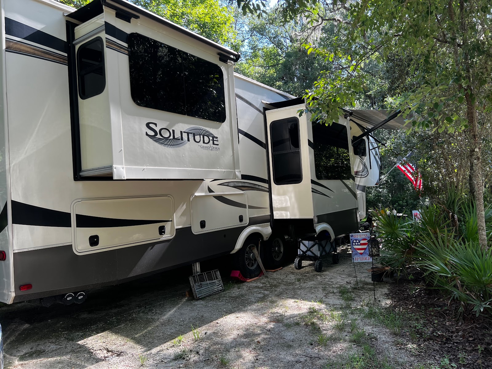 Yellow Jacket Campground Resort