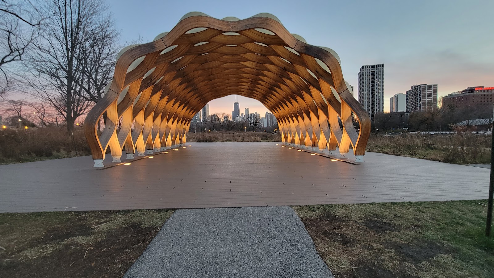 Bridge Over Lincoln Park Zoo's South Pond