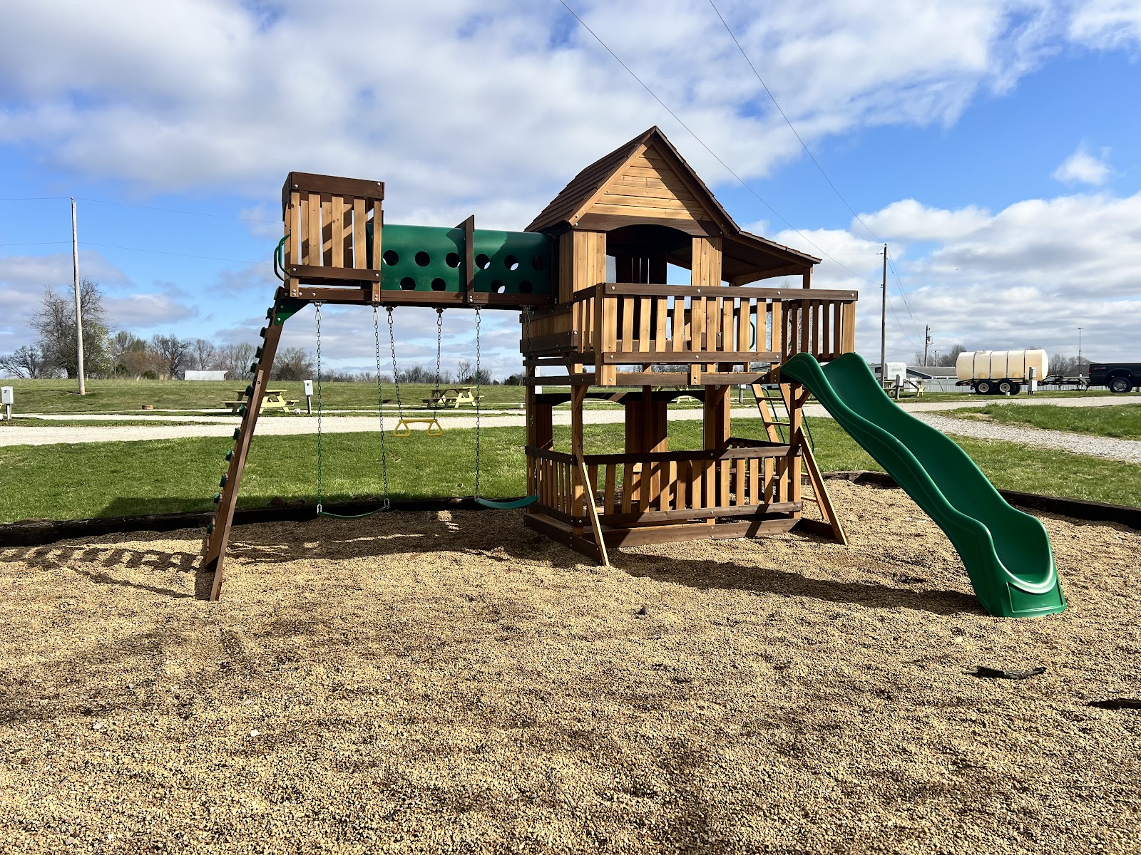 Cedarbrook RV & Campgrounds