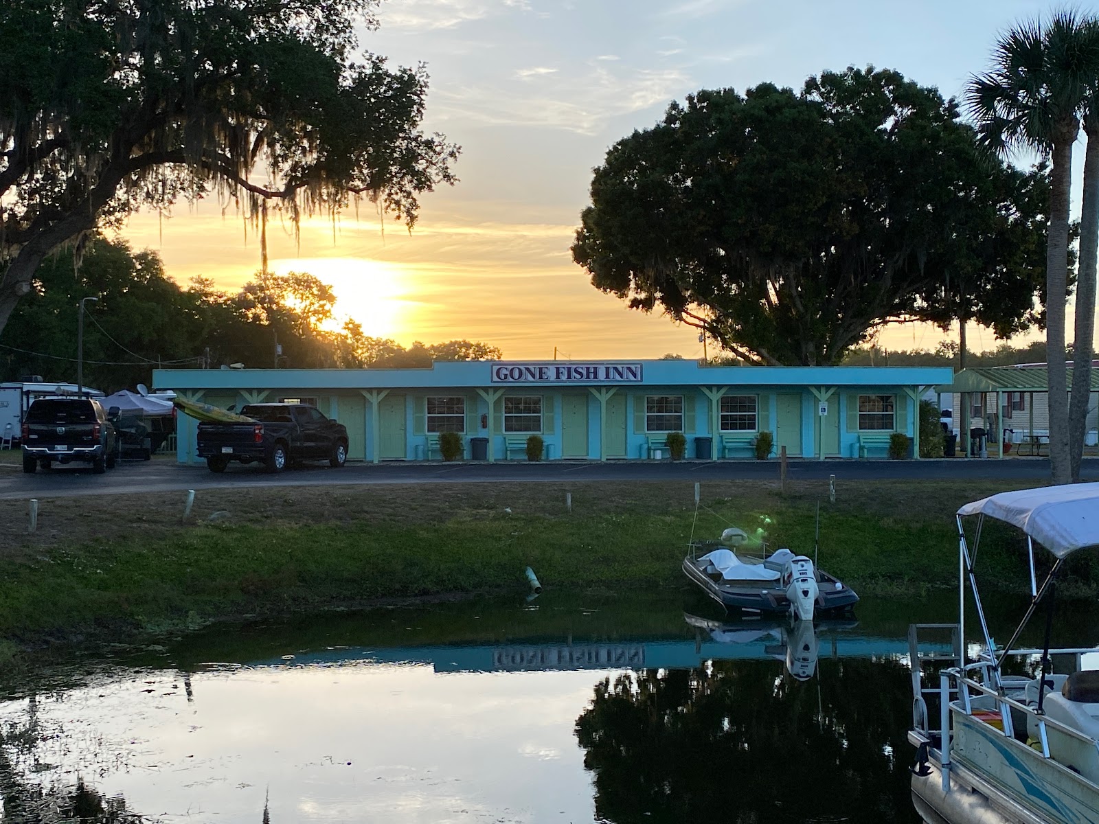 Lake Marian RV Resort