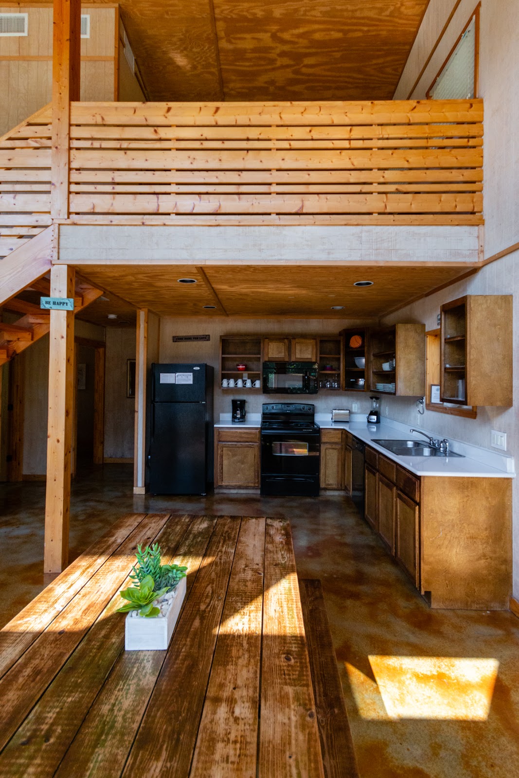 Seven Bluff Cabins & RV Park