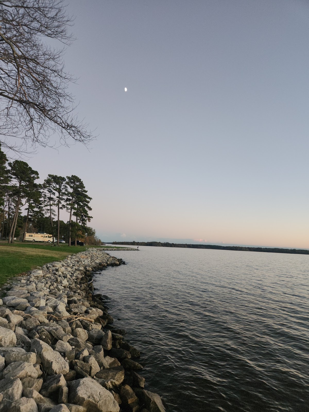 Crab Orchard Lake Campground