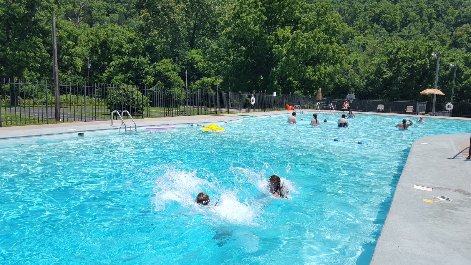 PARADISE VALLEY VACATION RESORT