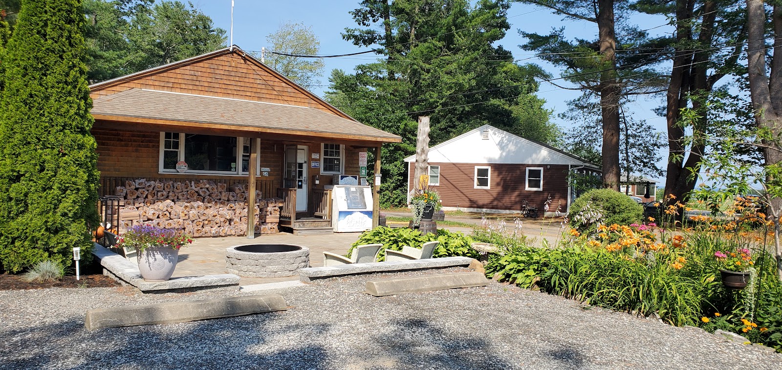 Ocean View Cottage & Camping