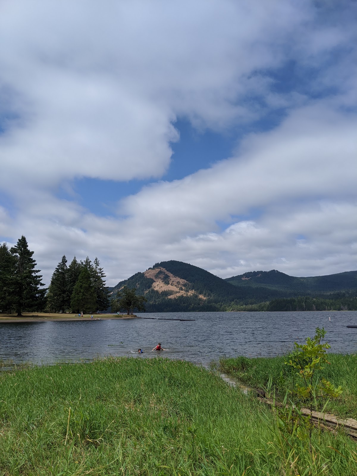 Baker Bay Campgrounds & Marina  a Lane County Park