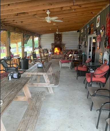 Big Puckett's General Store & Campground