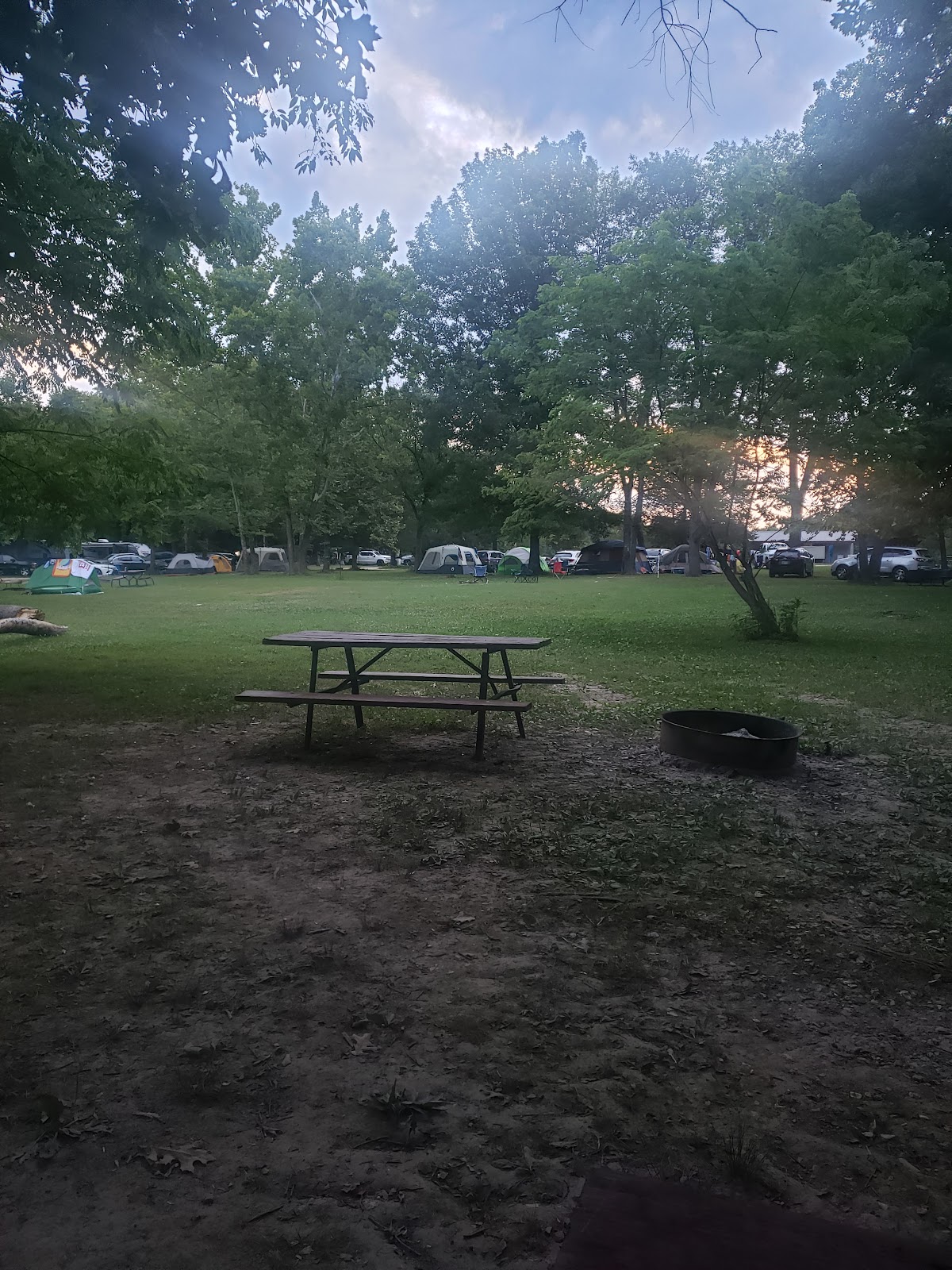 Eagles Nest Camp & Canoe