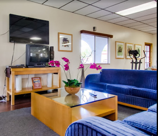 Vacationer RV Resort