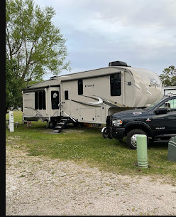 Whispering Pines RV Park & Campground