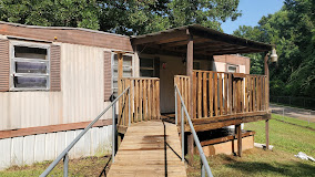 Bakers Trailer Park & Campgrounds