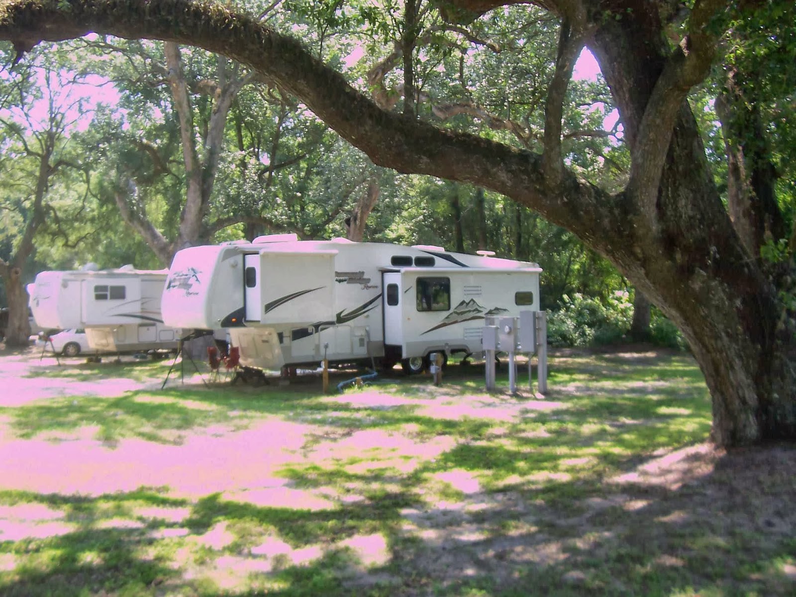 Cindy's RV Park & Motel