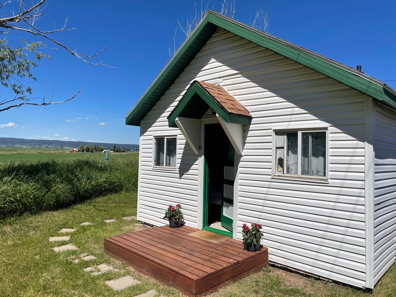 Jolley Camper and Cottage Rental