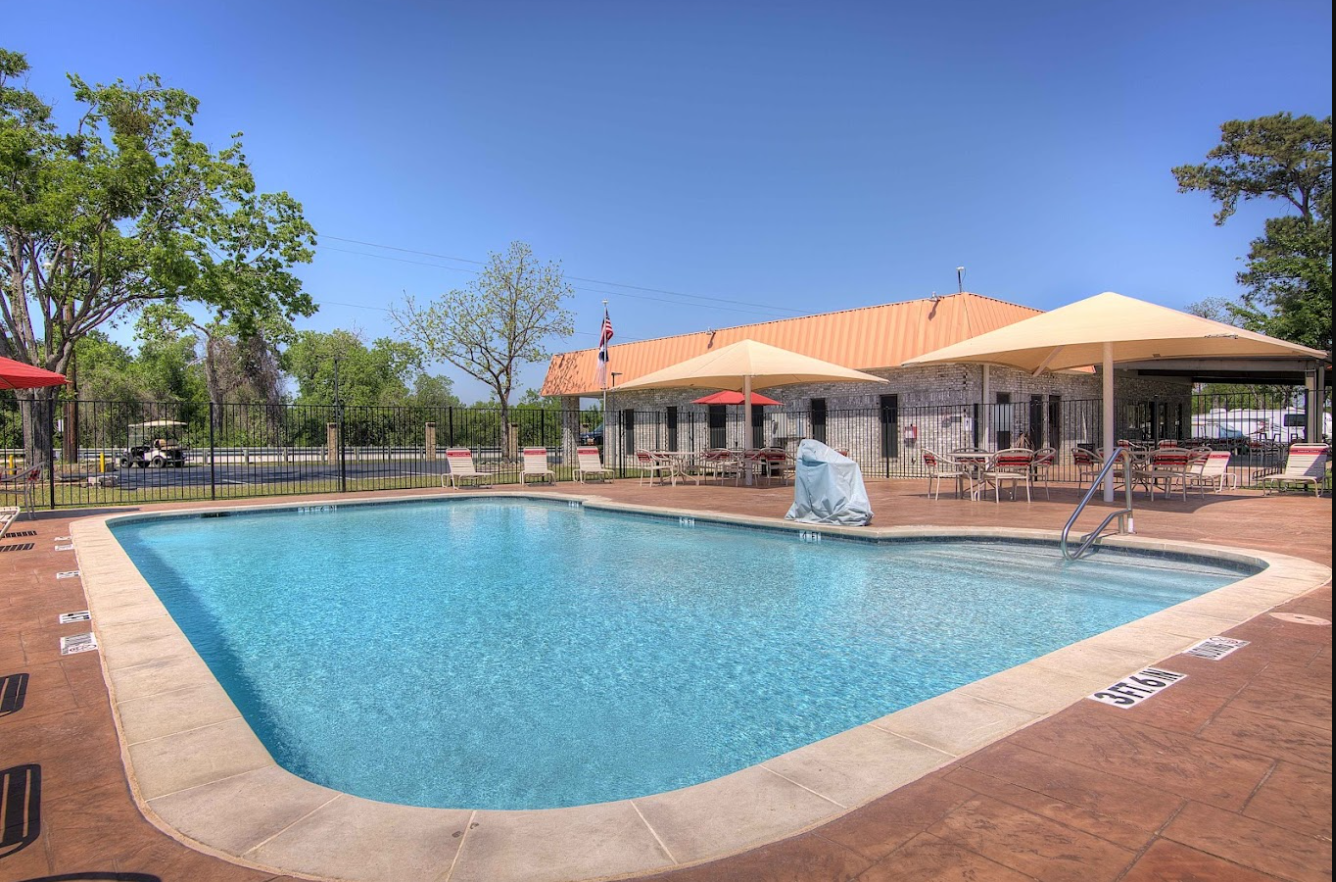 Sandy Lake MH & RV Resort