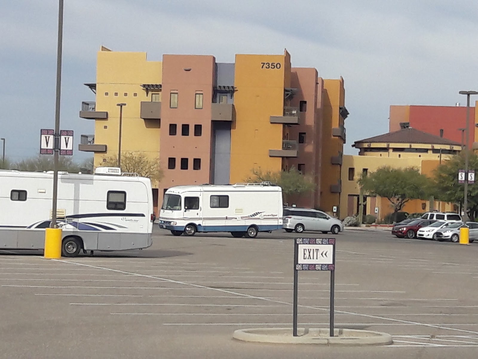 Desert Diamond: Nogales Highway