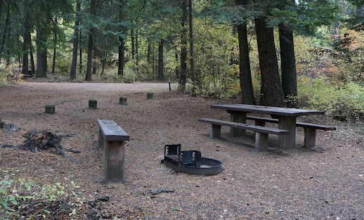 Mokins Bay Campground