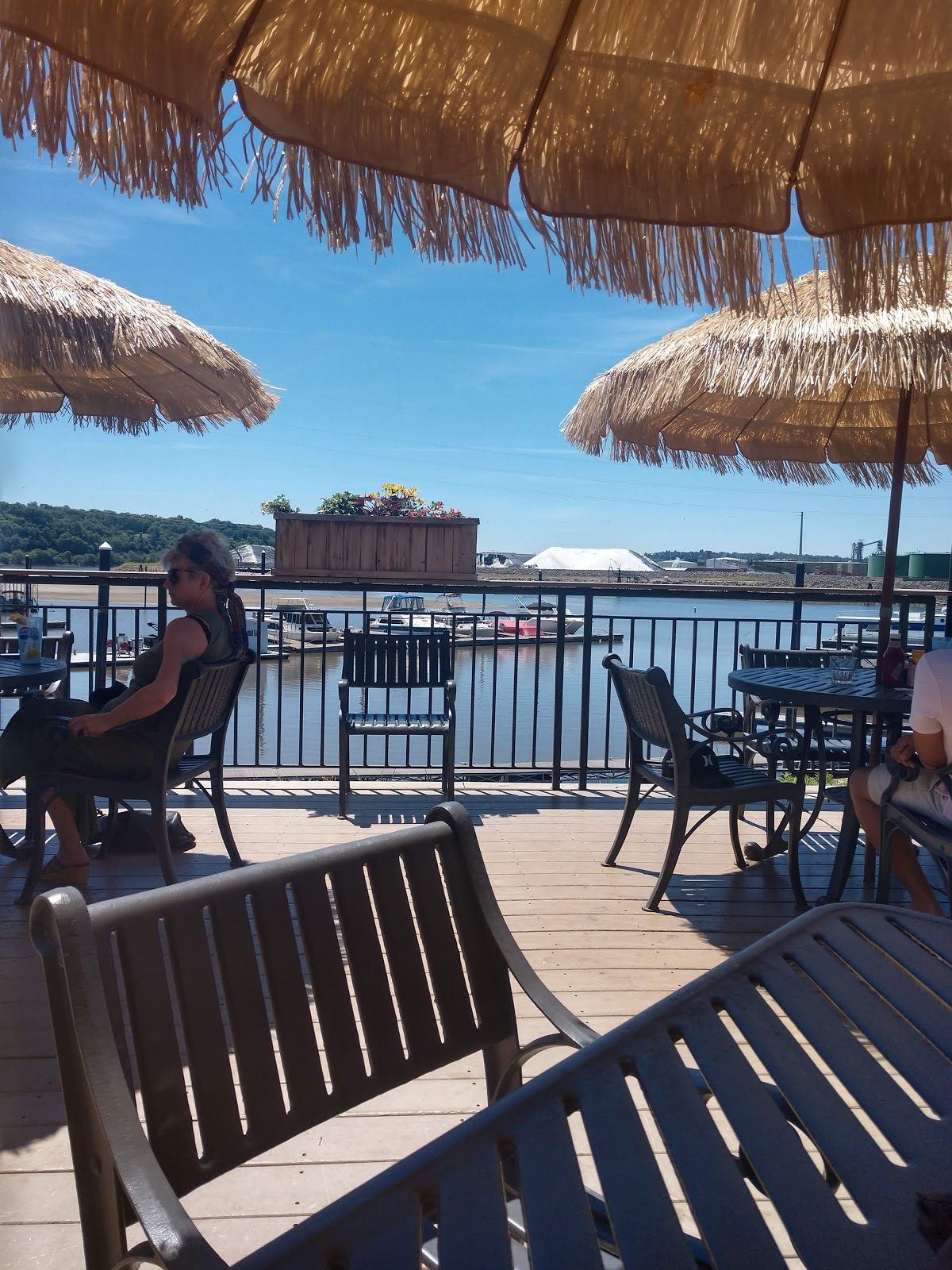 Dubuque Yacht Basin & RV Park