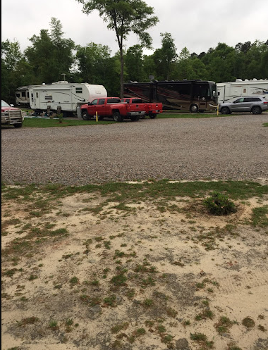 Whispering Oaks RV Park