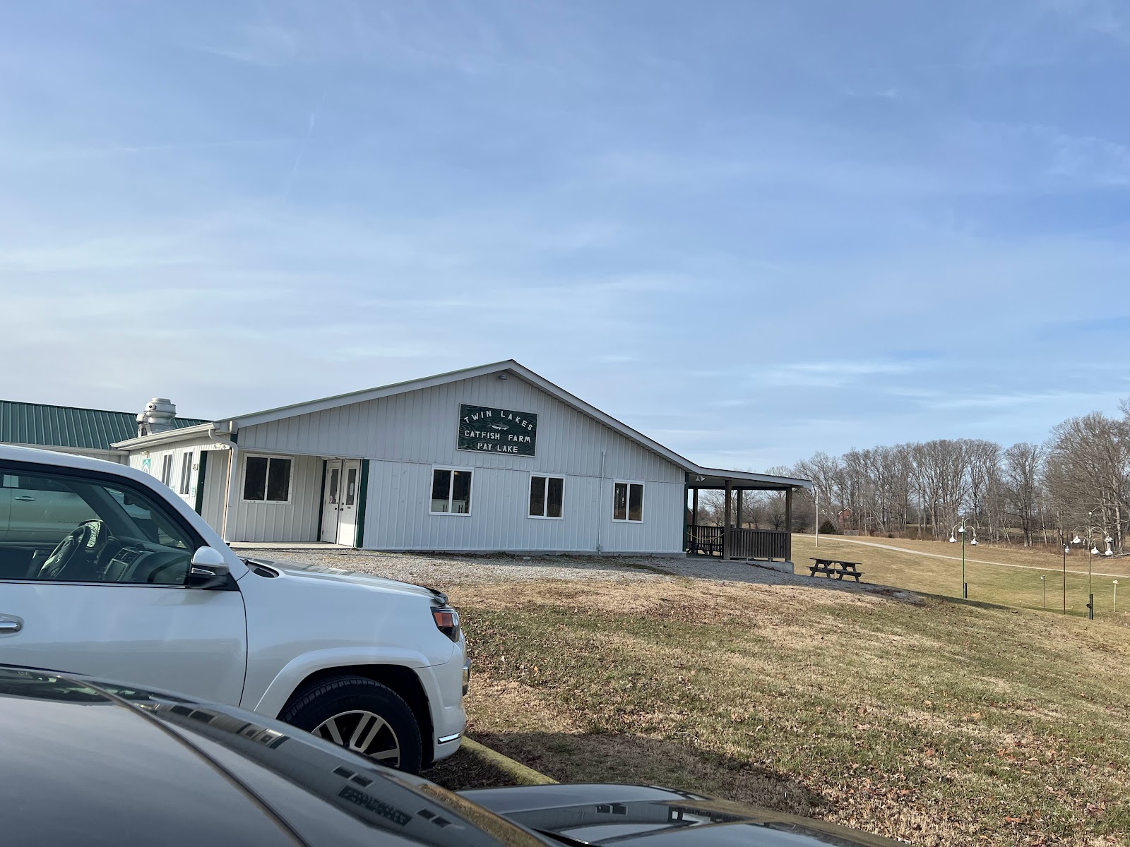 Twin Lakes Catfish Farm & Campground