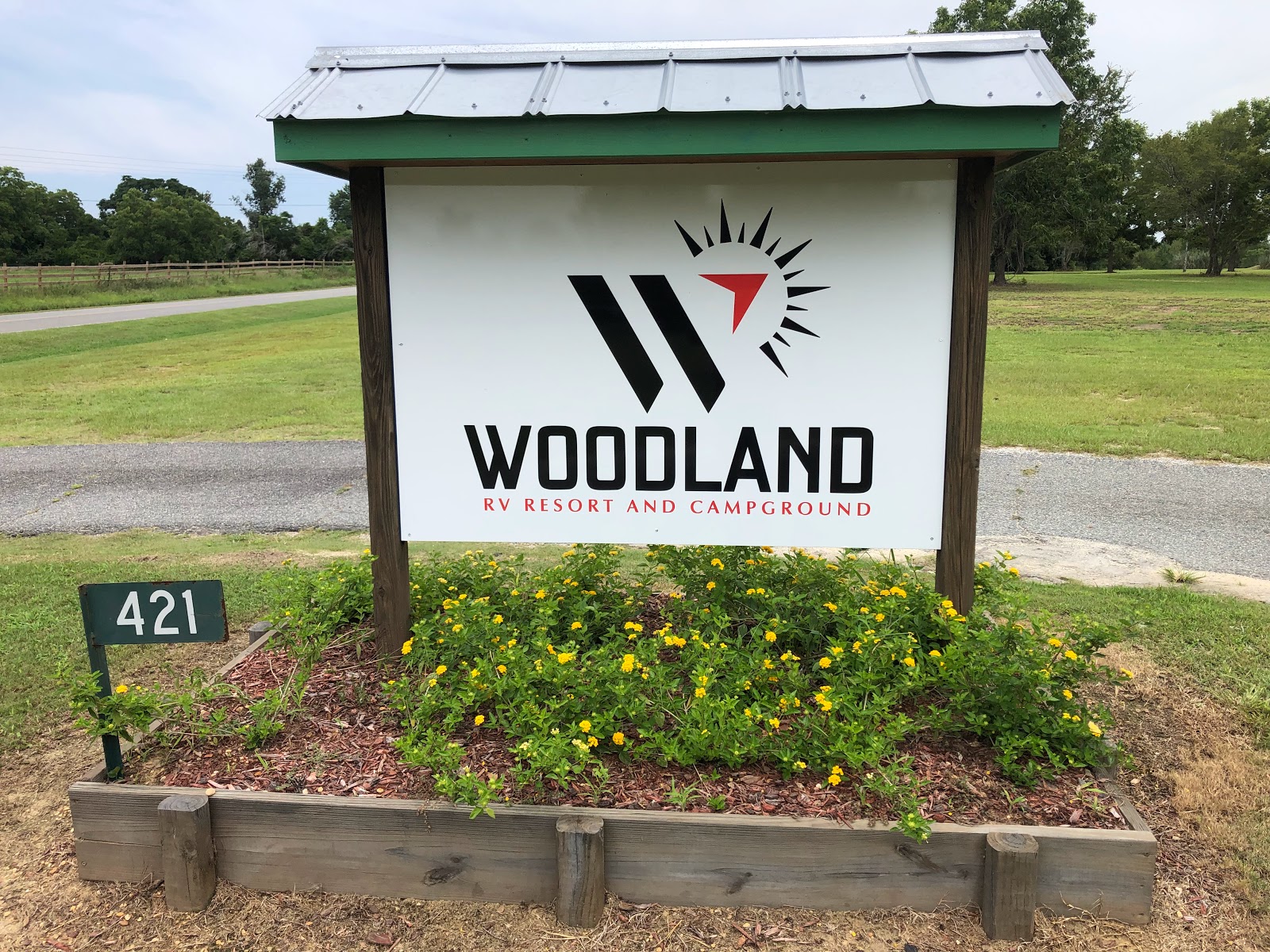 The Woods Golf Course & RV Park