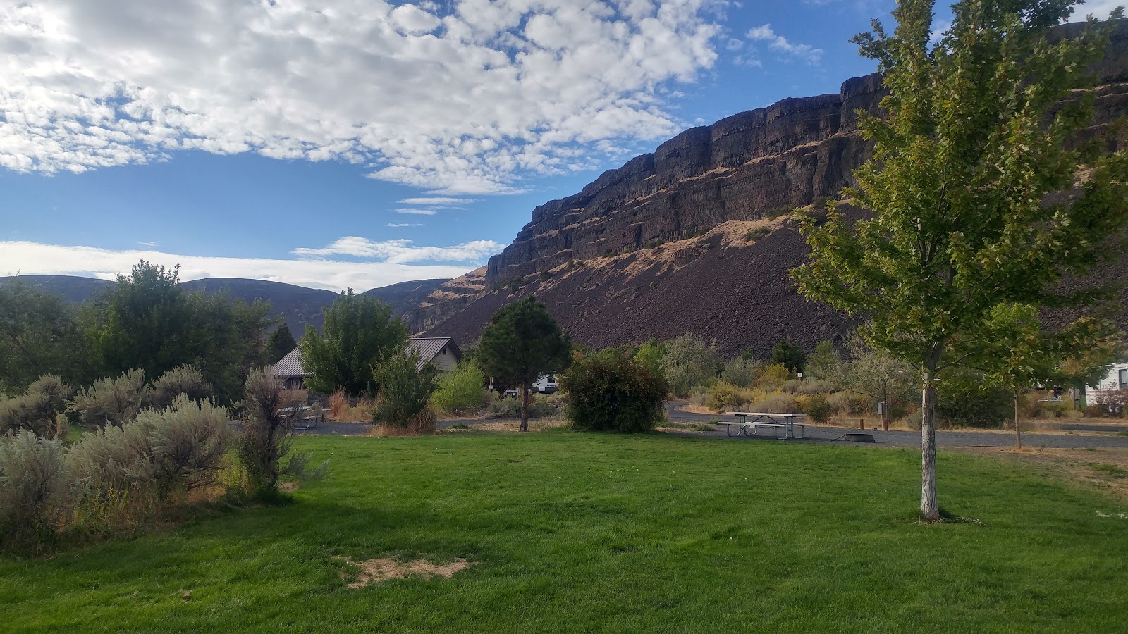 Sun Lakes State Park campground