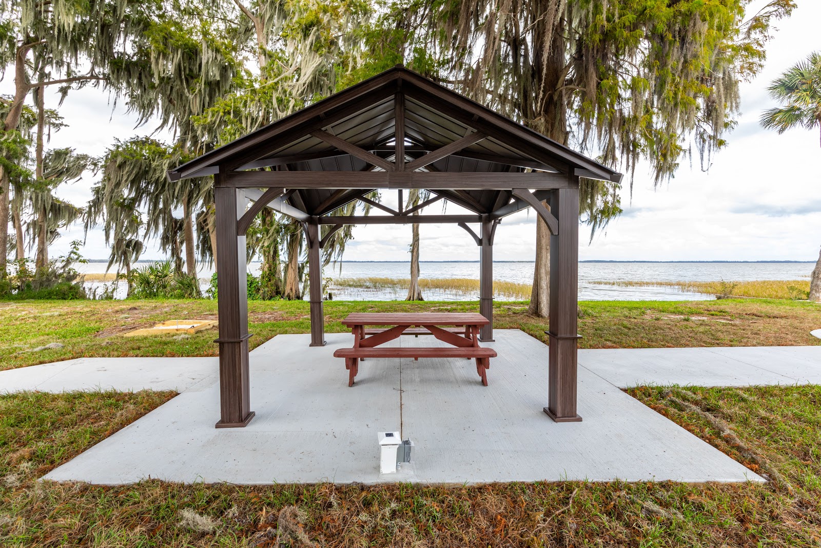 Cobblestone Community - Lake Point