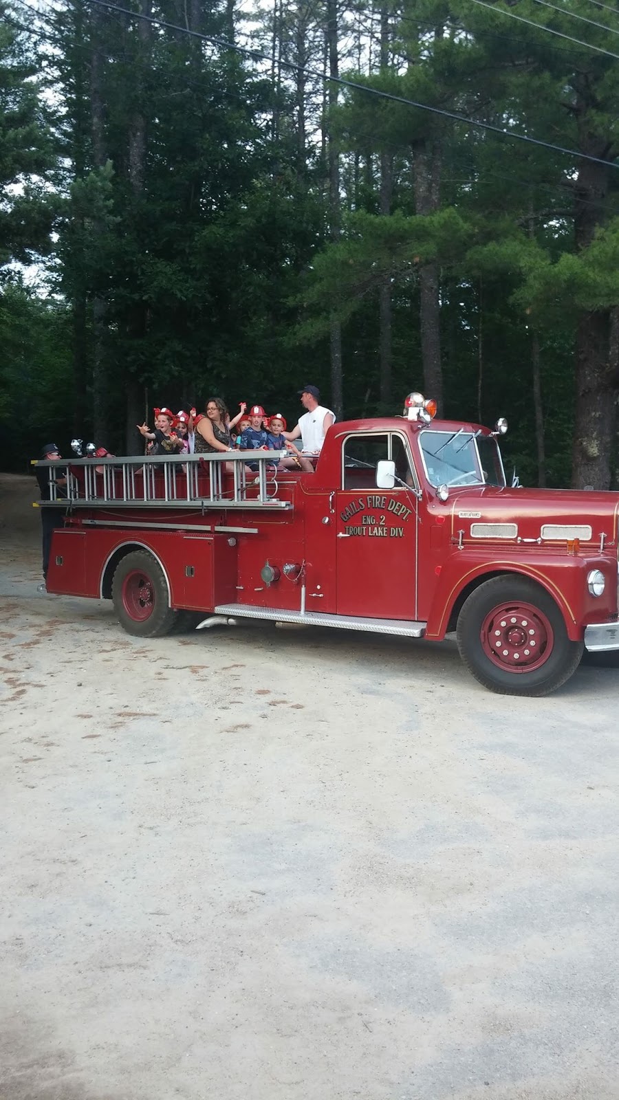 Lake Ivanhoe Inn and Campsites