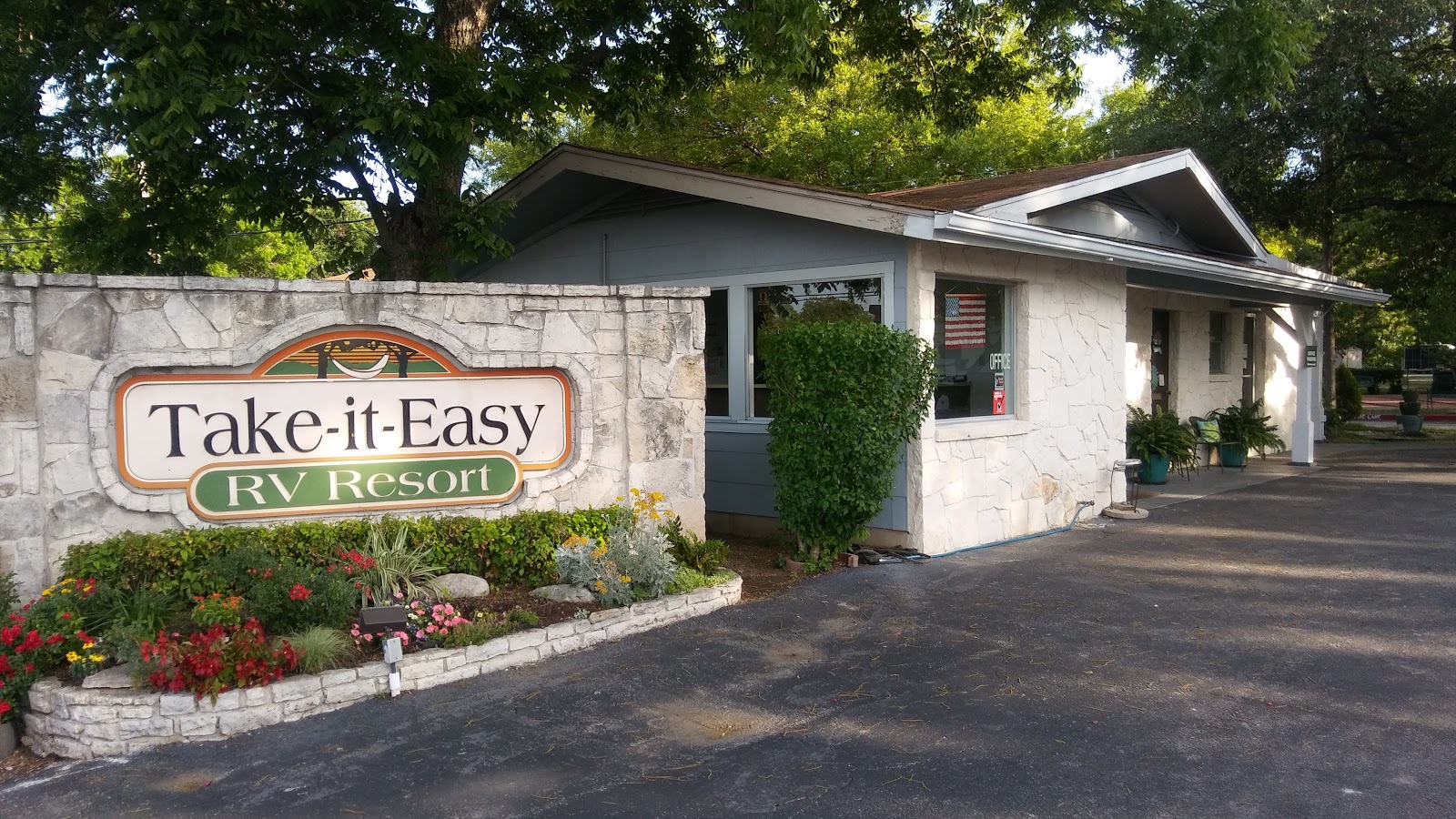 Take-It-Easy RV Resort