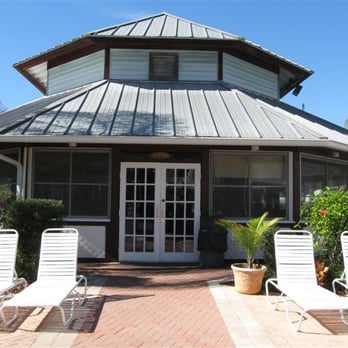 Paradise Lakes Resort