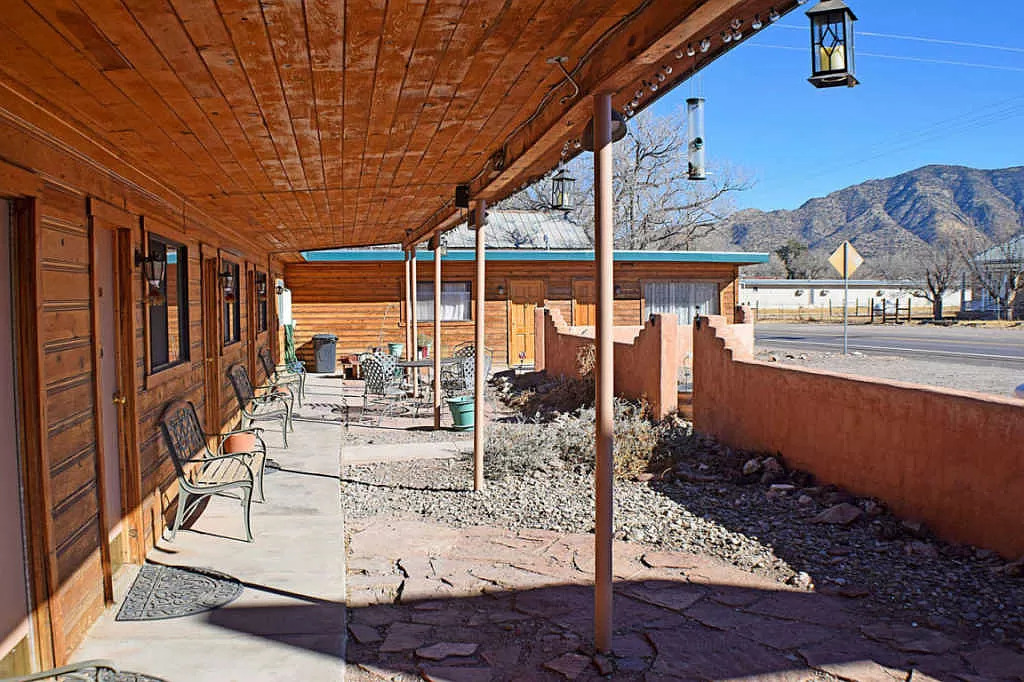 Western Motel & RV Park