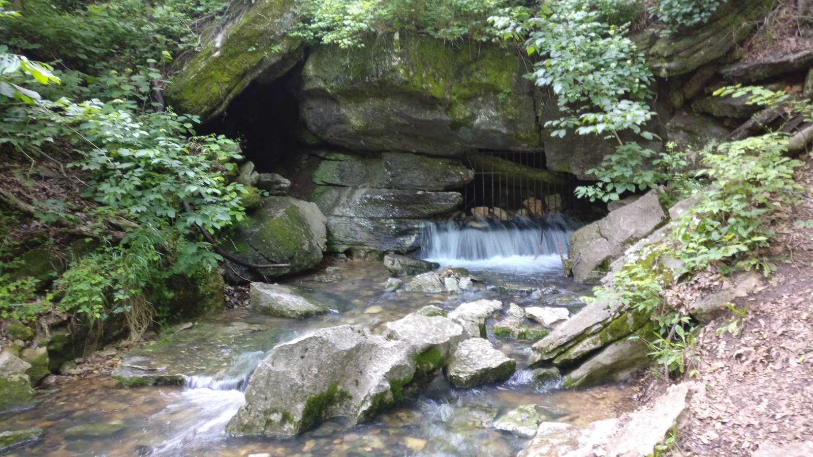 Blowing Springs RV Park