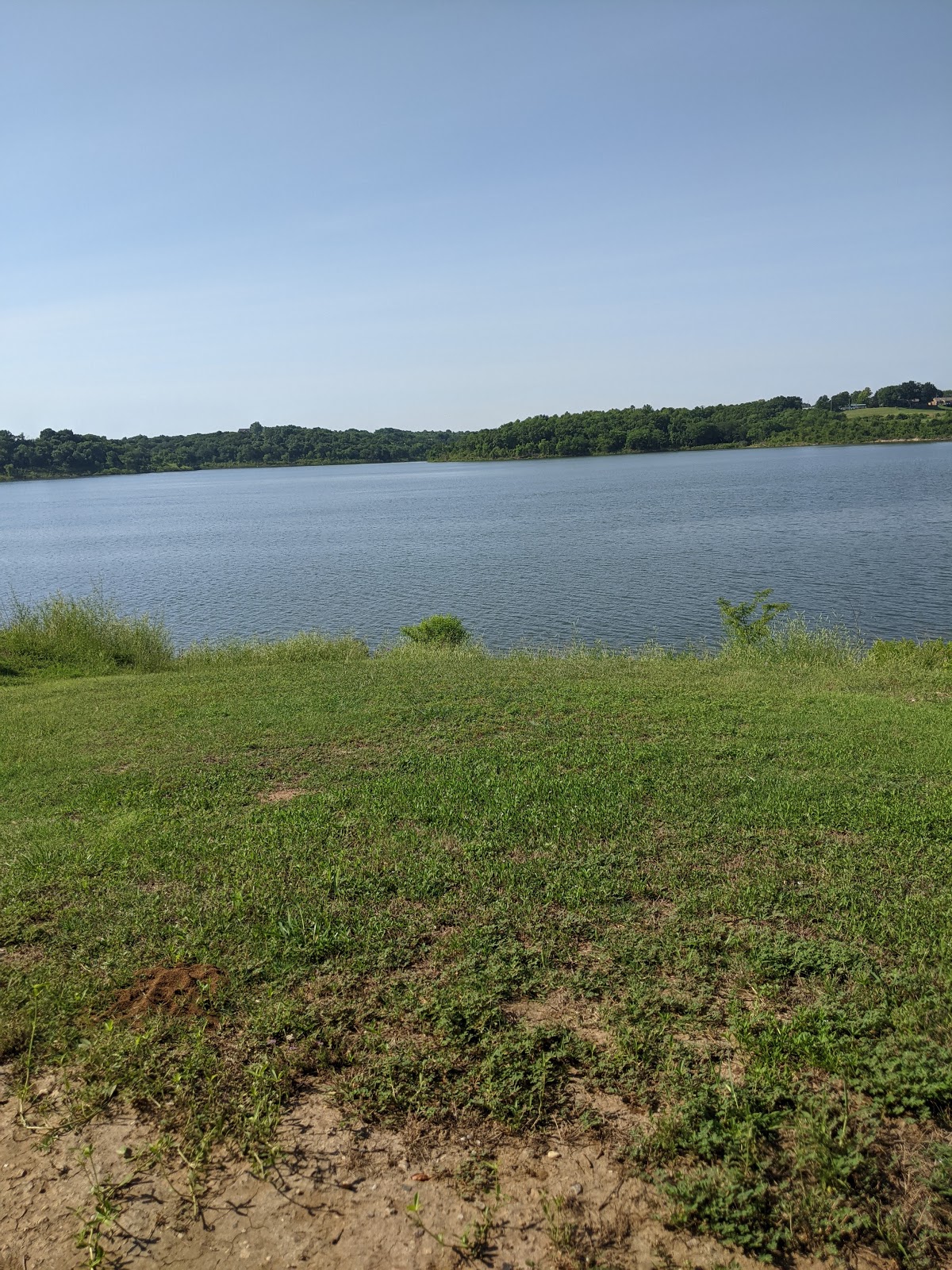 Little Glasses Resort and Marina