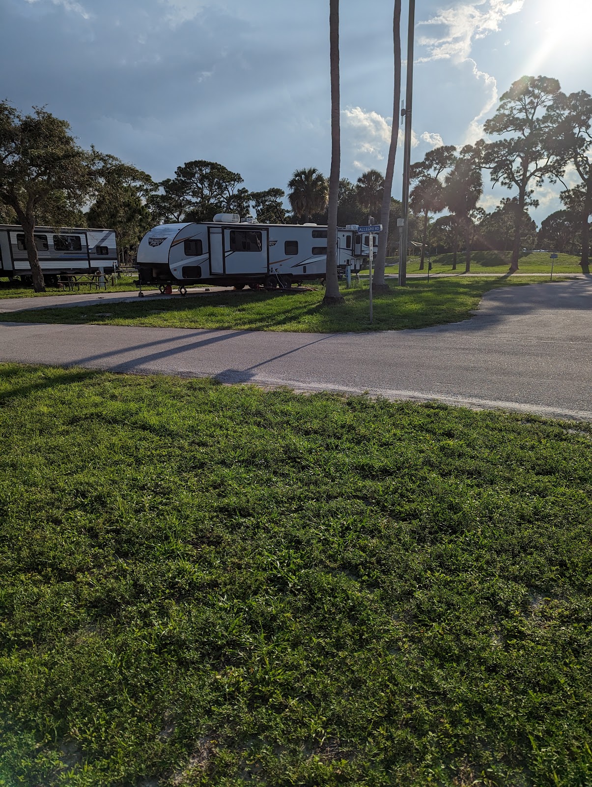 Camping Resort of the Palm Beaches