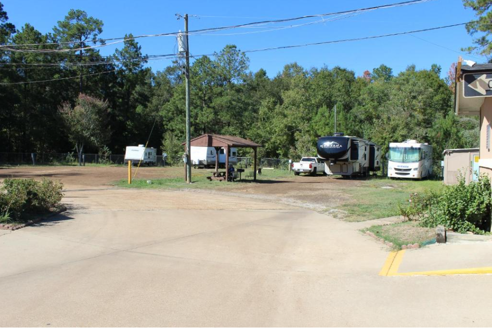 Evergreen Inn & RV Park